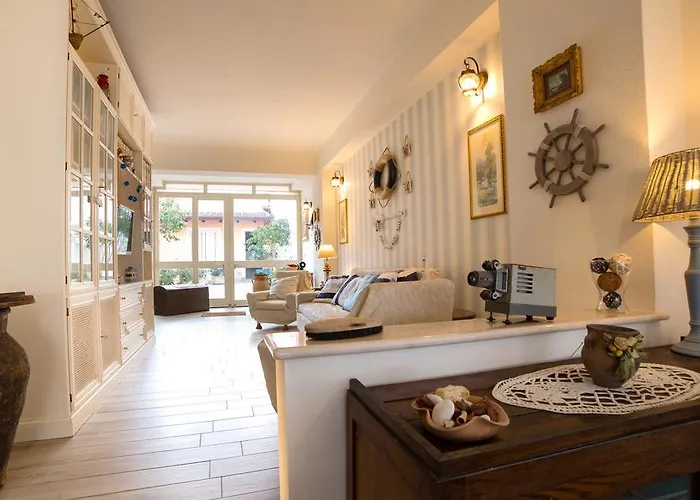 Quattro Torri 4* Санта-Тереза-ди-Рива